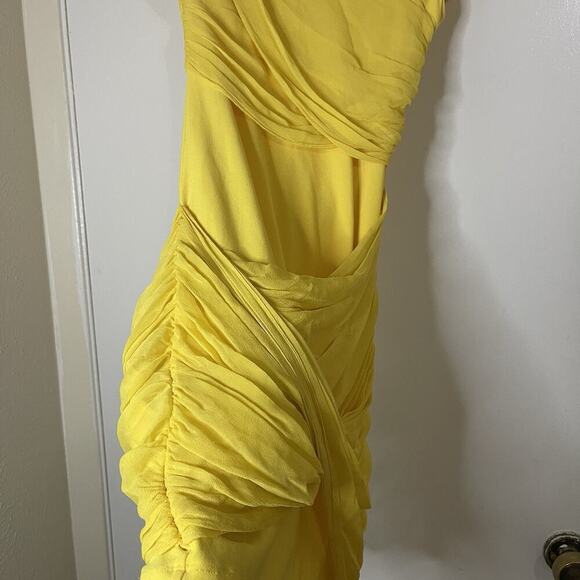 Alice + Olivia Goddess yellow wrap short sleeve bodycon mini silk dress US 2 - Picture 4 of 7